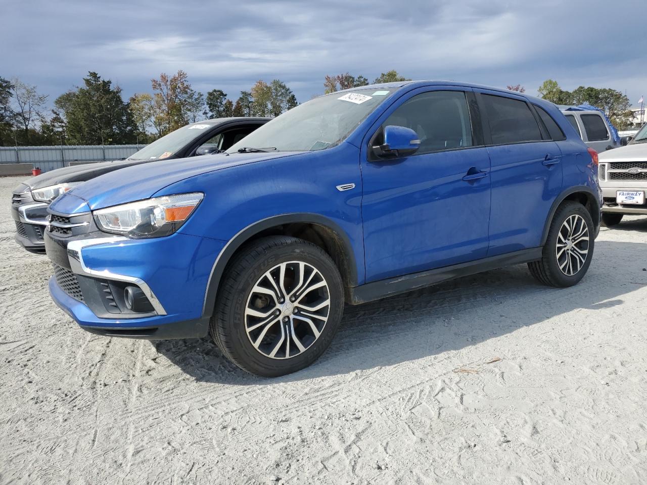 MITSUBISHI OUTLANDER 2019