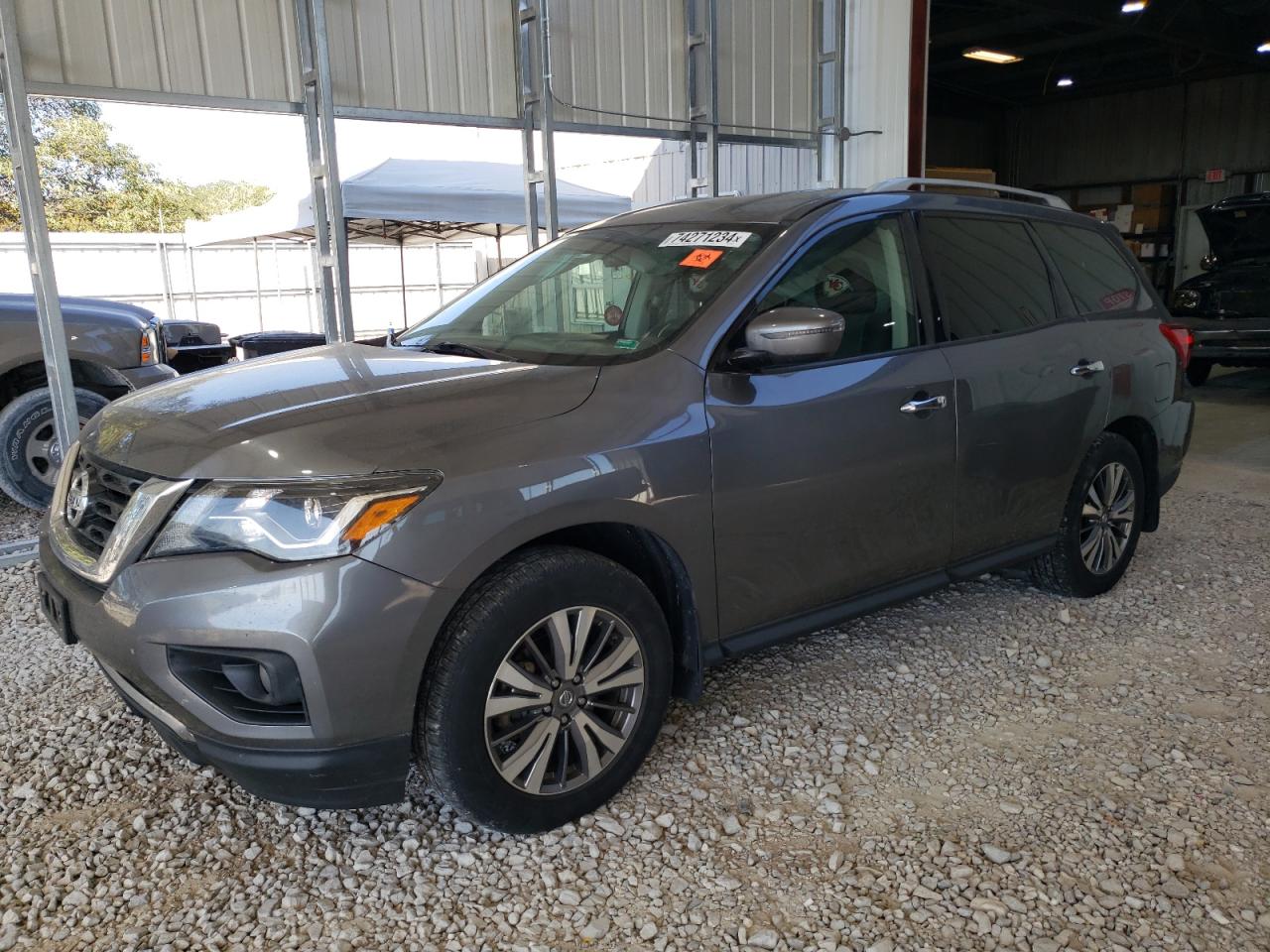 NISSAN PATHFINDER 2019