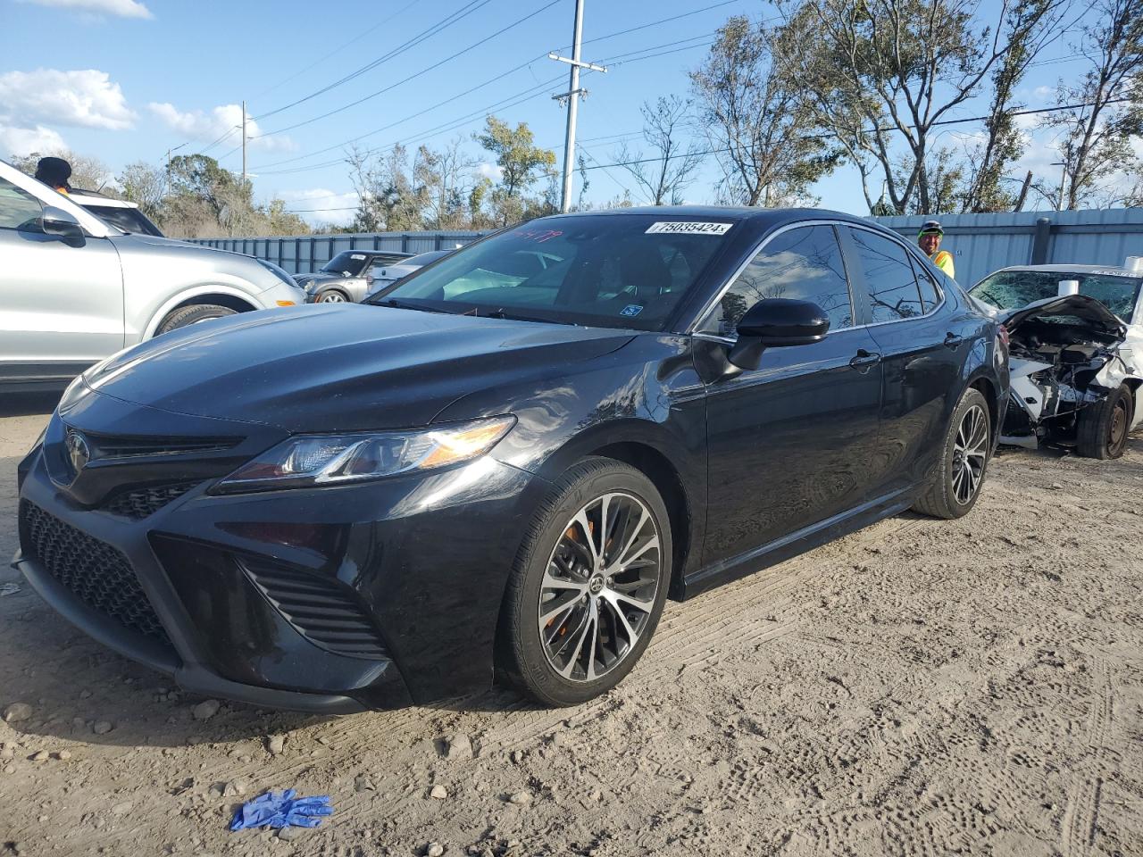 TOYOTA CAMRY SE 2020