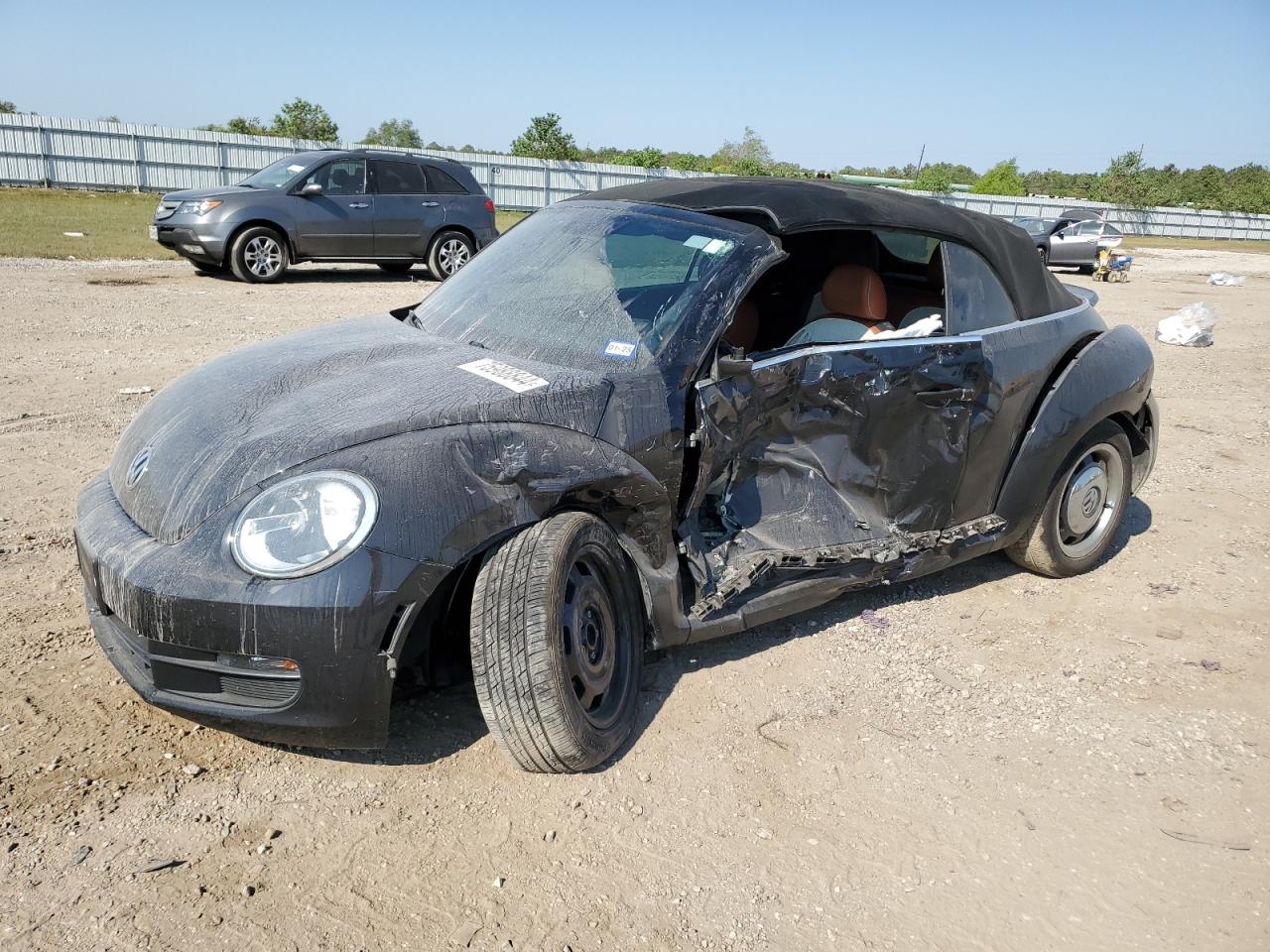 VOLKSWAGEN BEETLE 1.8 2015