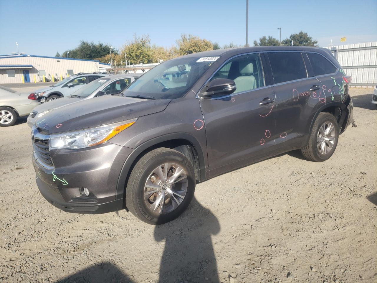 TOYOTA HIGHLANDER 2016