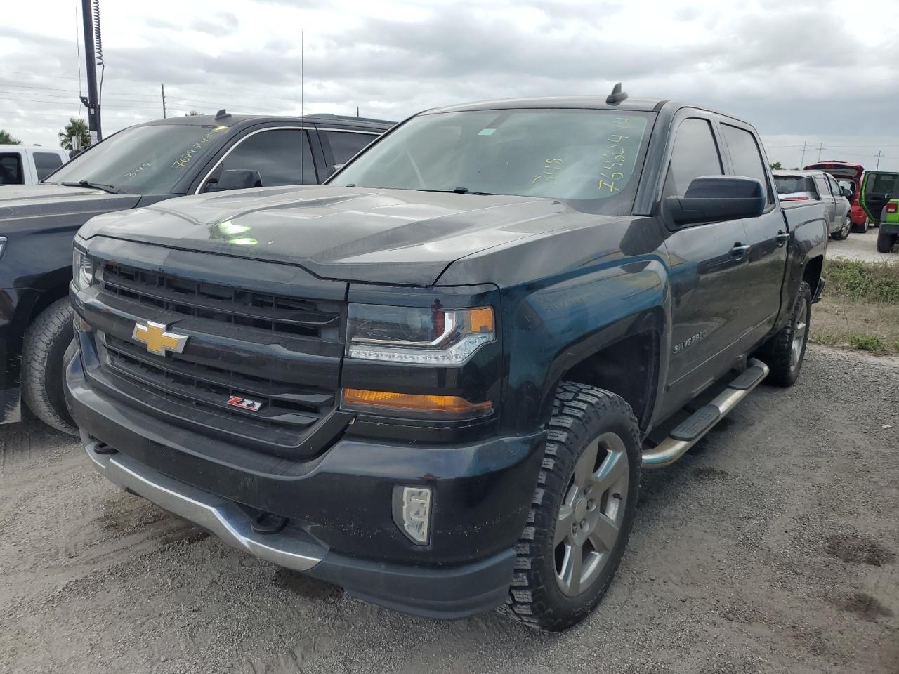 CHEVROLET SILVERADO 2018