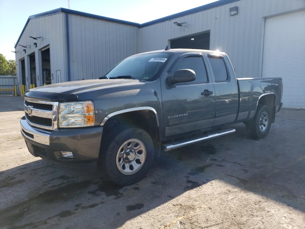 CHEVROLET SILVERADO 2011