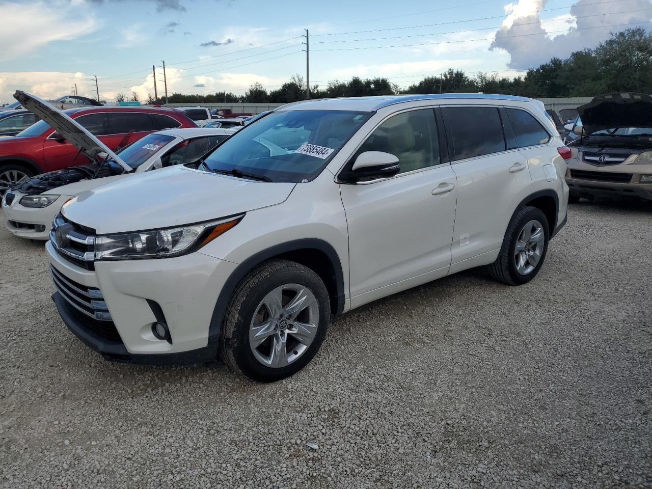 TOYOTA HIGHLANDER 2018
