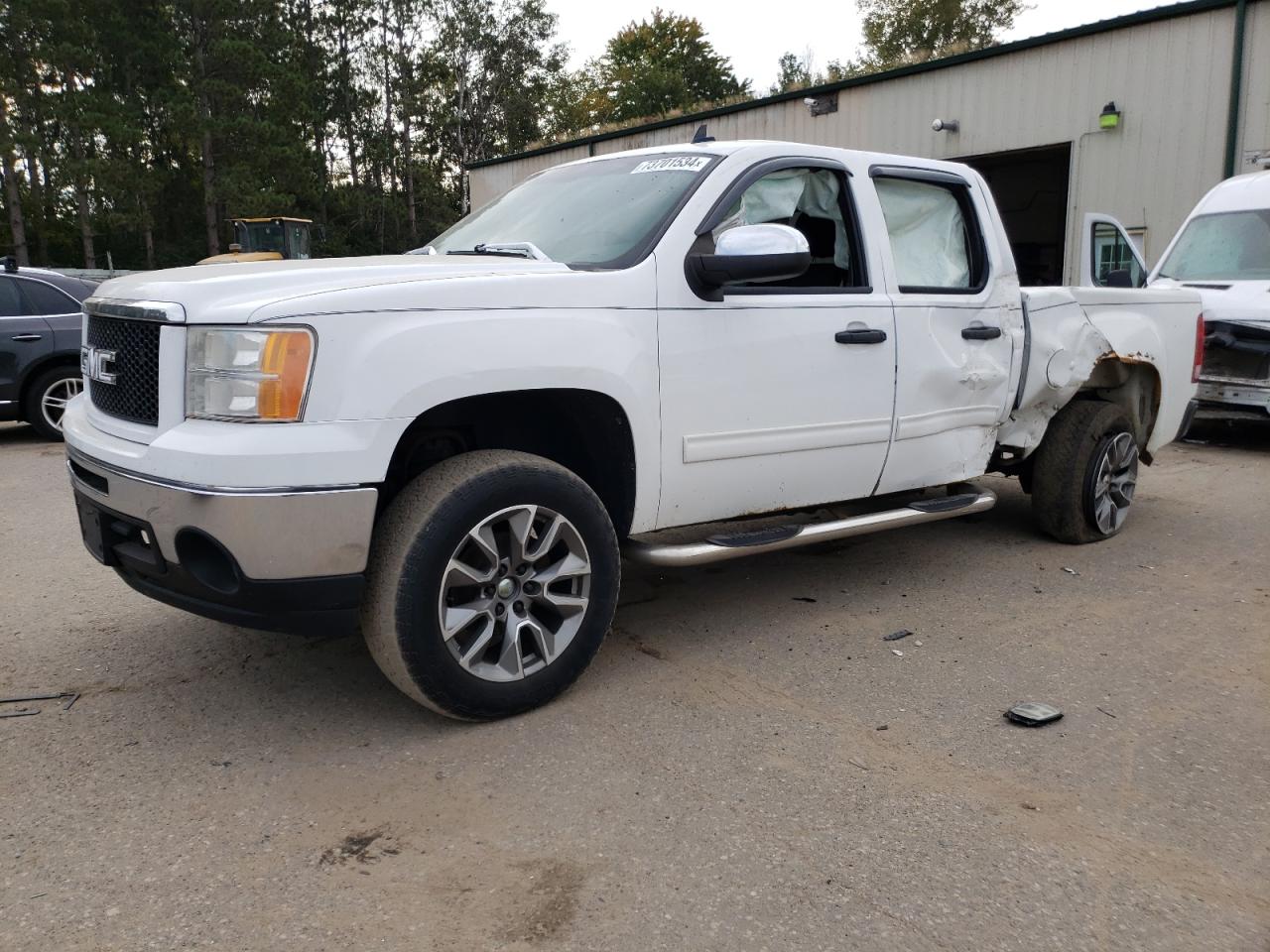 GMC SIERRA K15 2011