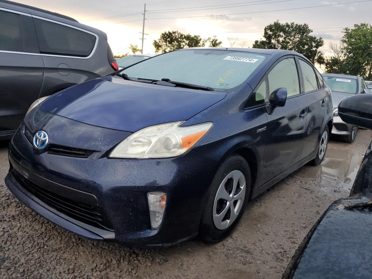 TOYOTA PRIUS 2012