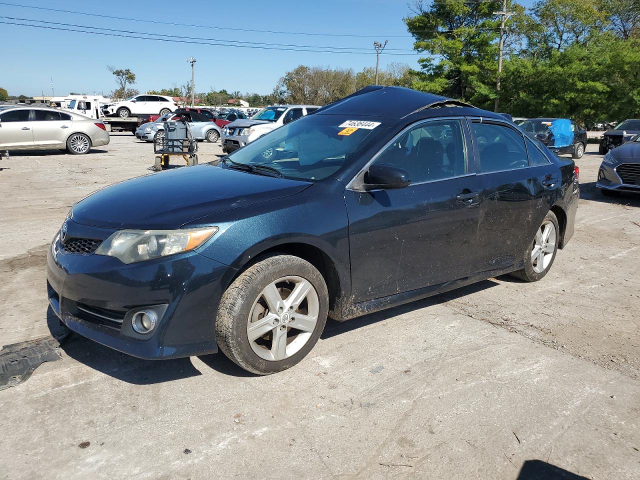 TOYOTA CAMRY BASE 2012
