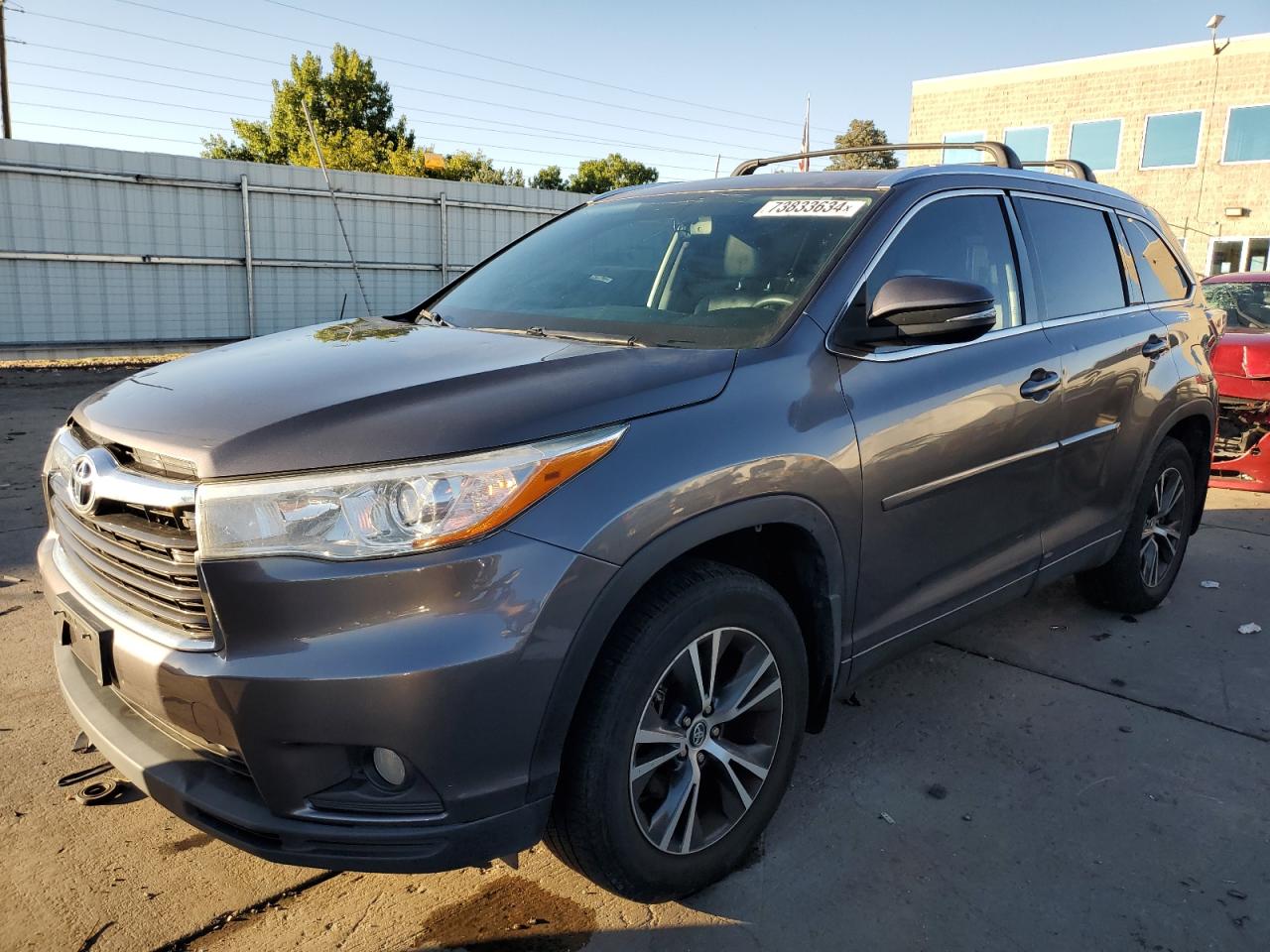 TOYOTA HIGHLANDER 2016