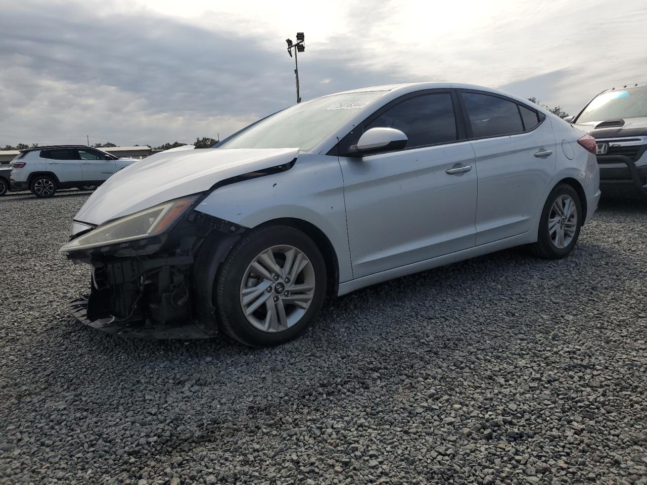 HYUNDAI ELANTRA SE 2019