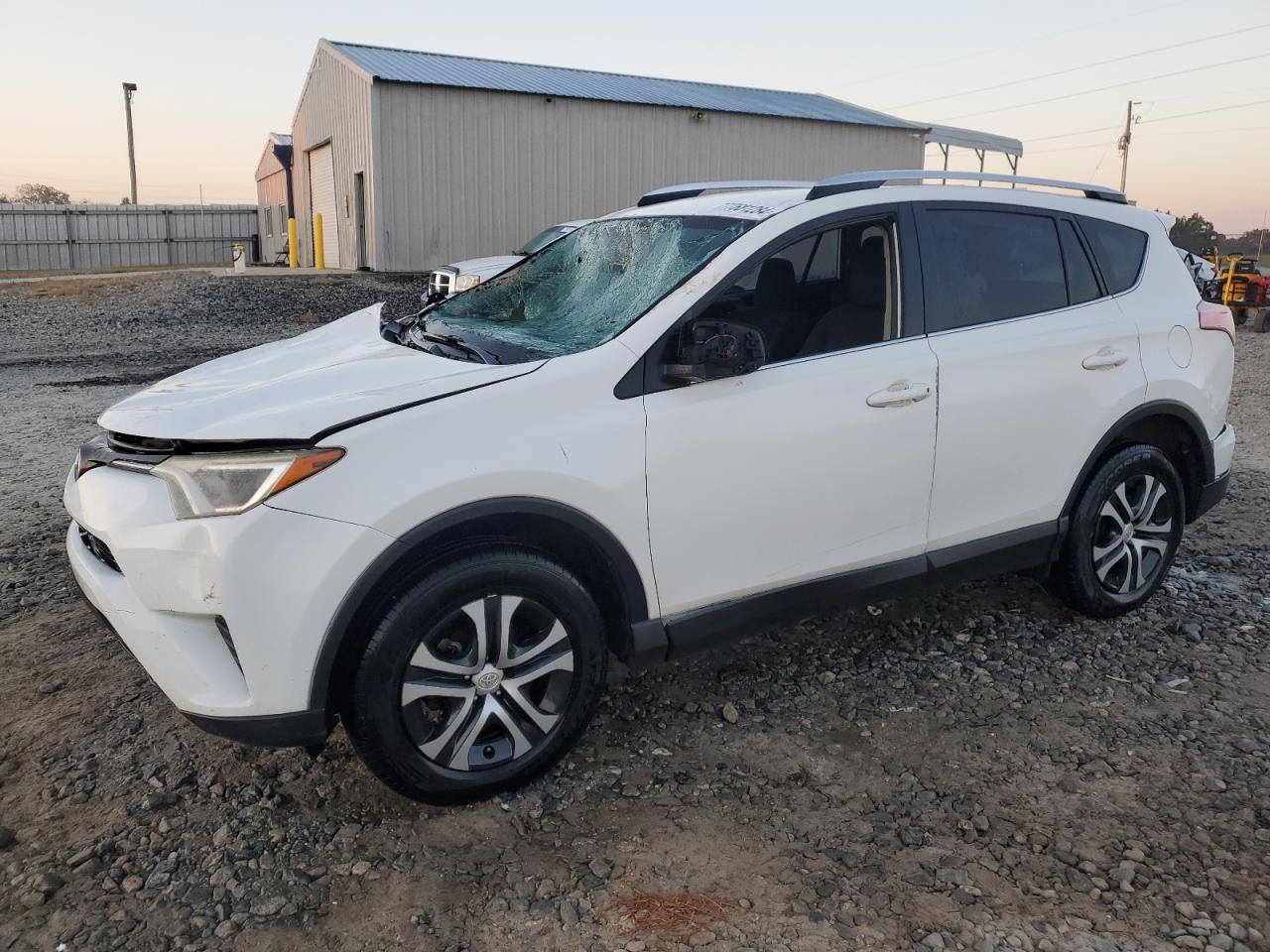 TOYOTA RAV4 LE 2016