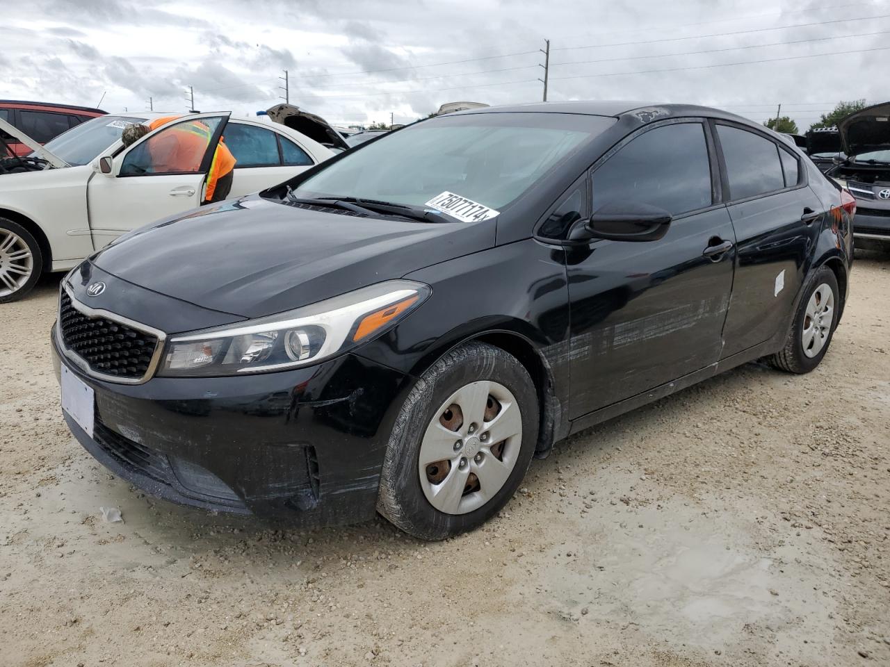 KIA FORTE LX 2017