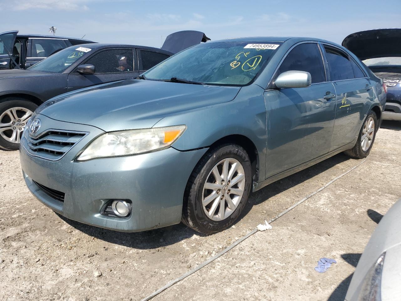 TOYOTA CAMRY BASE 2011