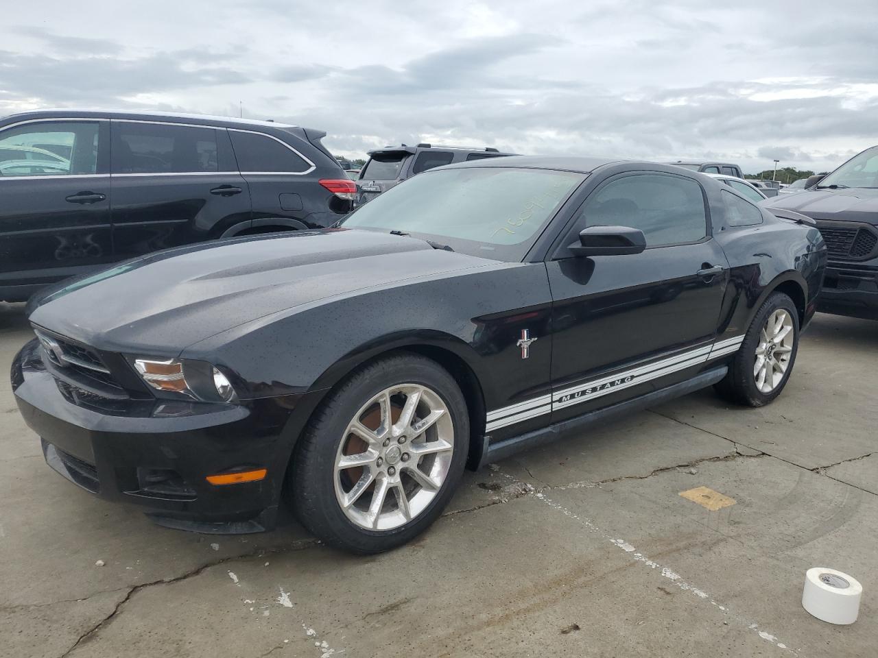 FORD MUSTANG 2010