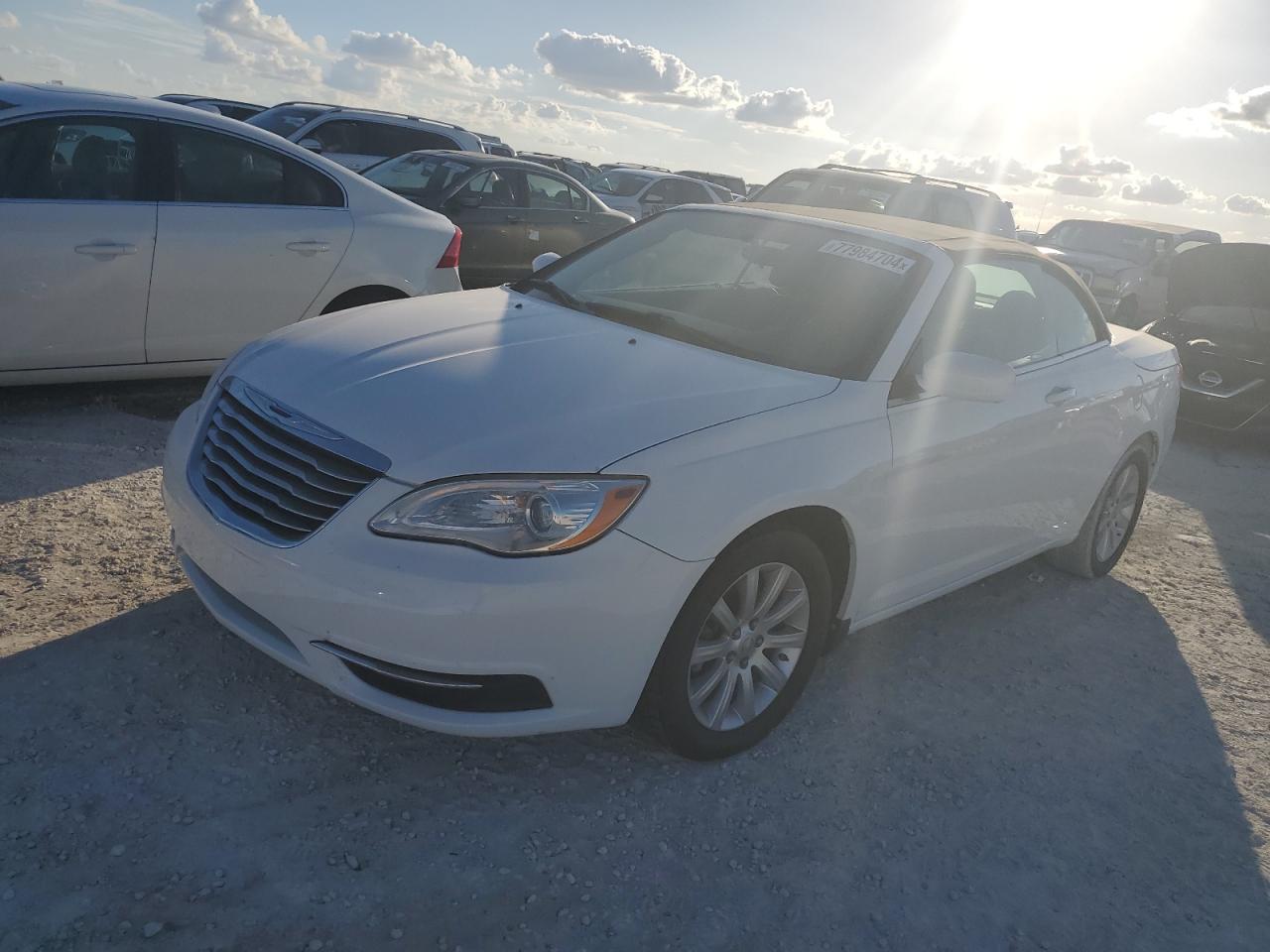 CHRYSLER 200 TOURIN 2012