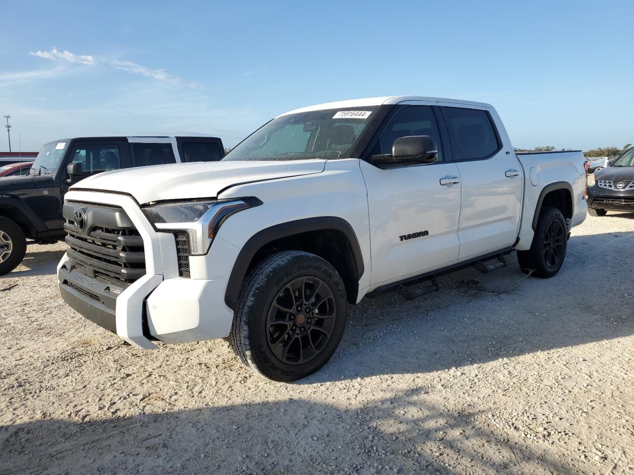 TOYOTA TUNDRA CRE 2024