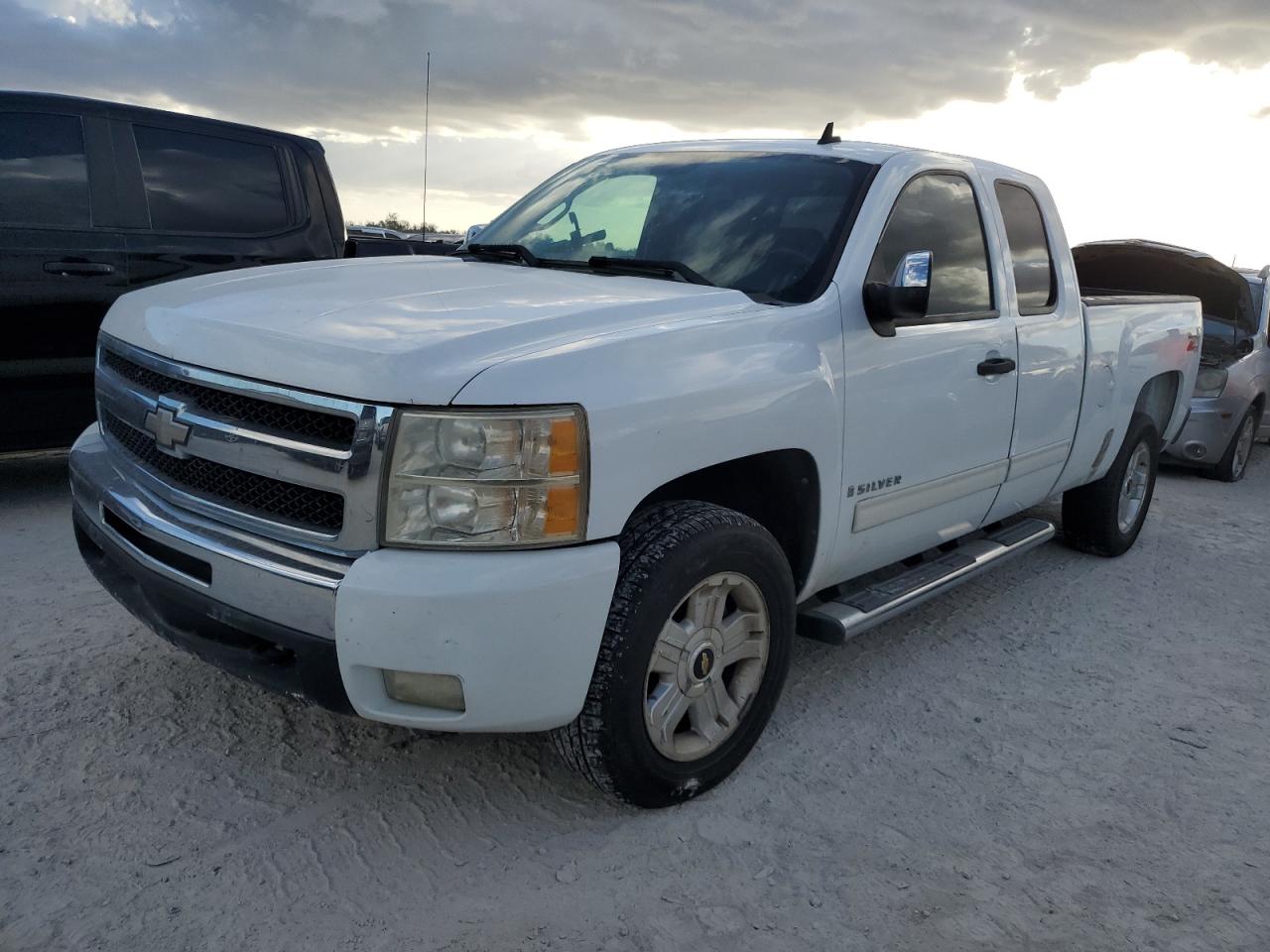 CHEVROLET SILVERADO 2009