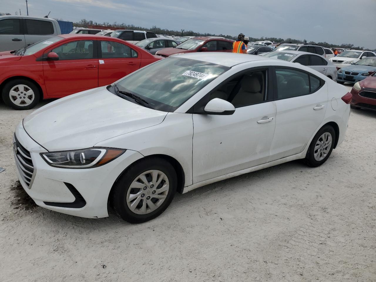 HYUNDAI ELANTRA SE 2017