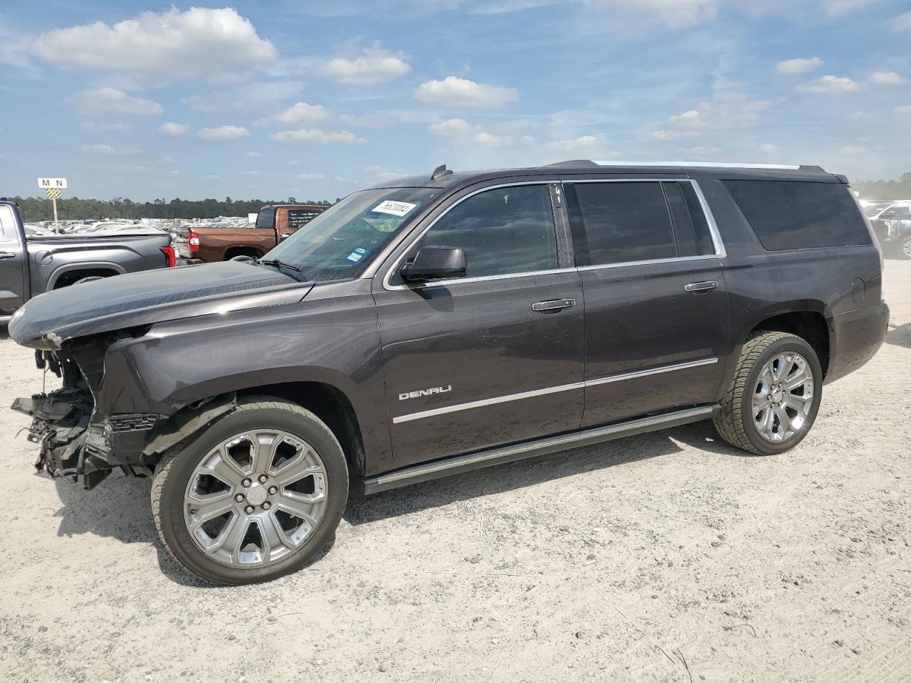 GMC YUKON XL D 2015