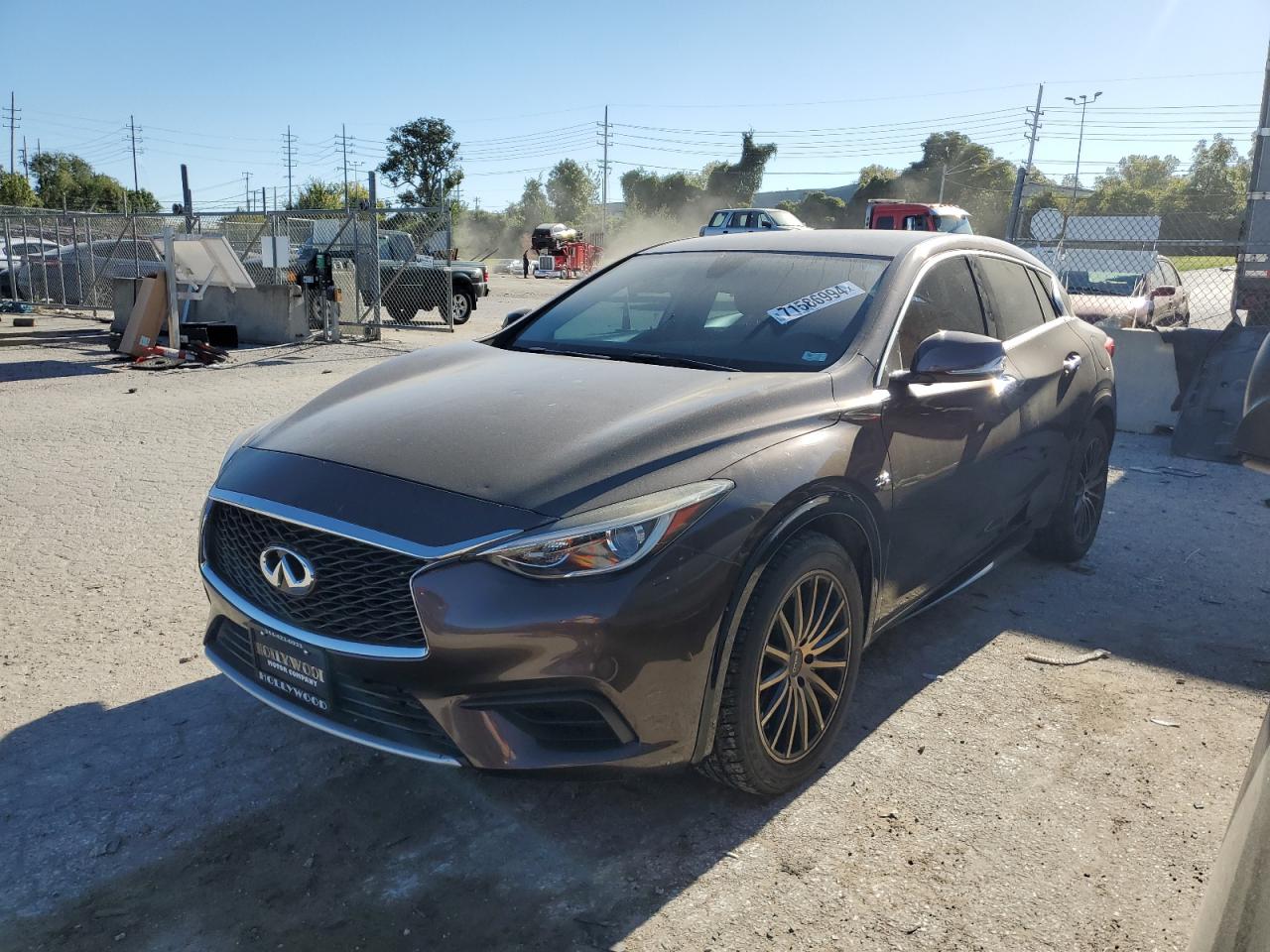INFINITI QX30 BASE 2017