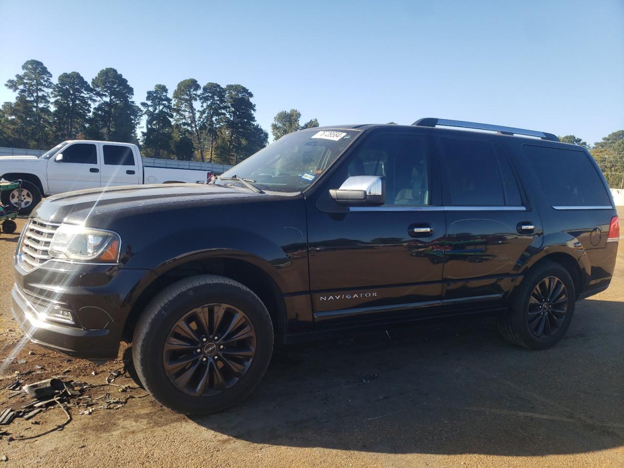 LINCOLN NAVIGATOR 2015