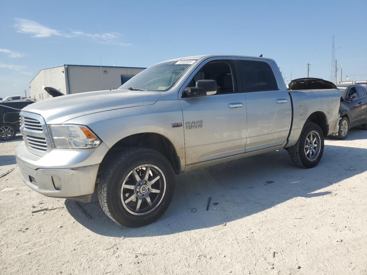 RAM 1500 SLT 2017