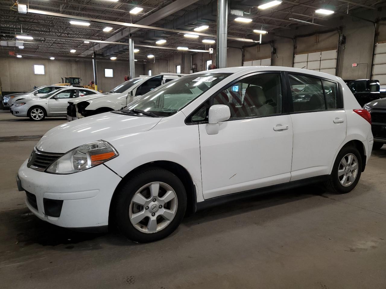 NISSAN VERSA S 2009