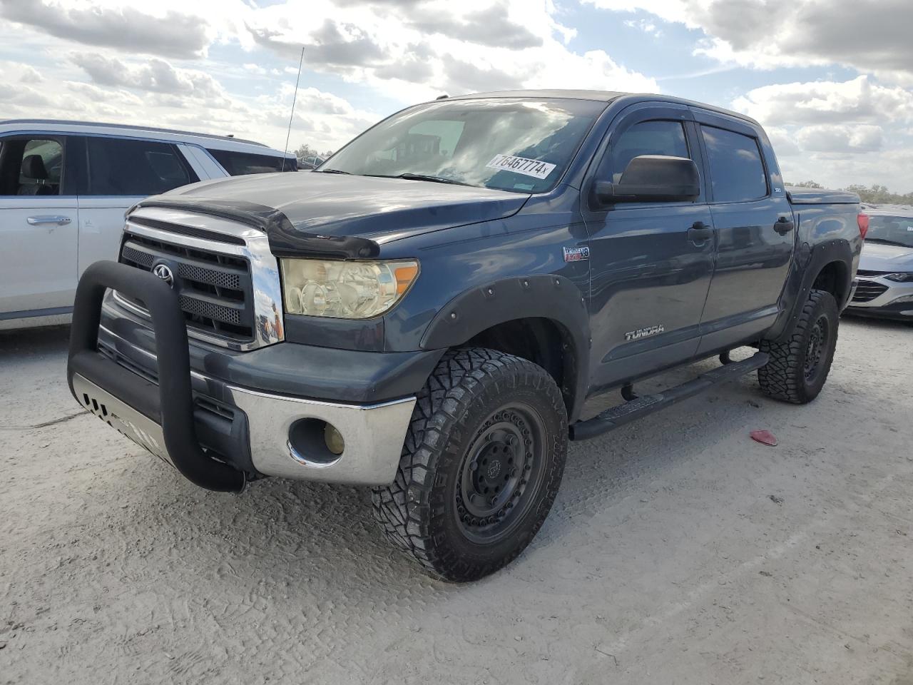 TOYOTA TUNDRA CRE 2010