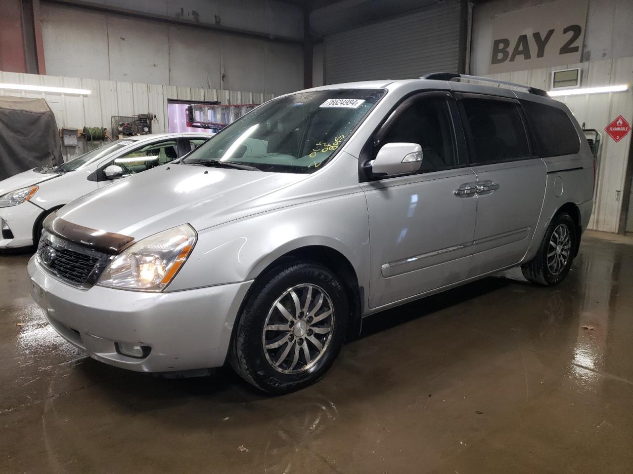 KIA SEDONA EX 2012