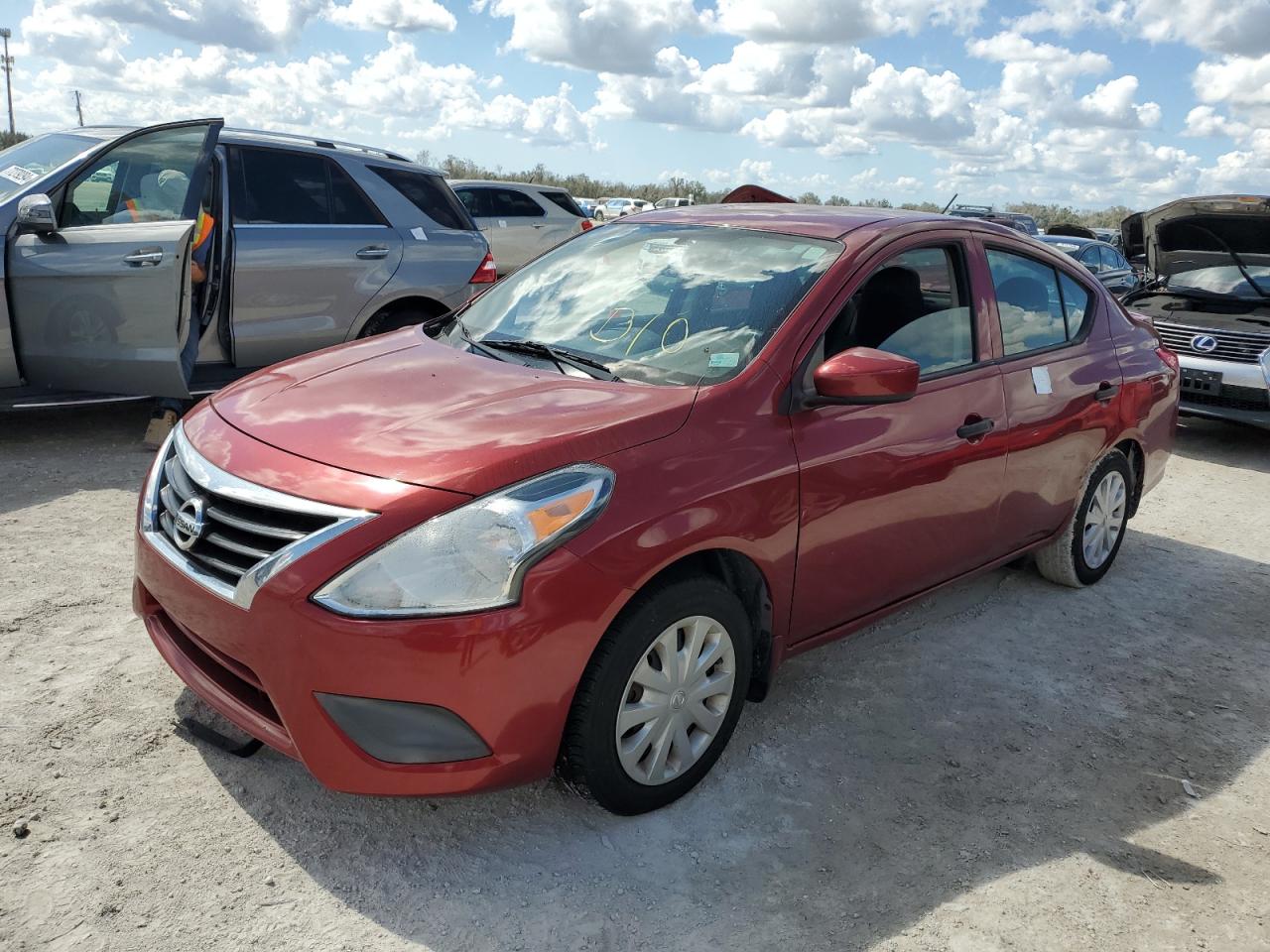 NISSAN VERSA S 2017