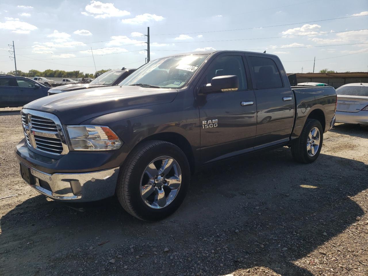 RAM 1500 SLT 2017