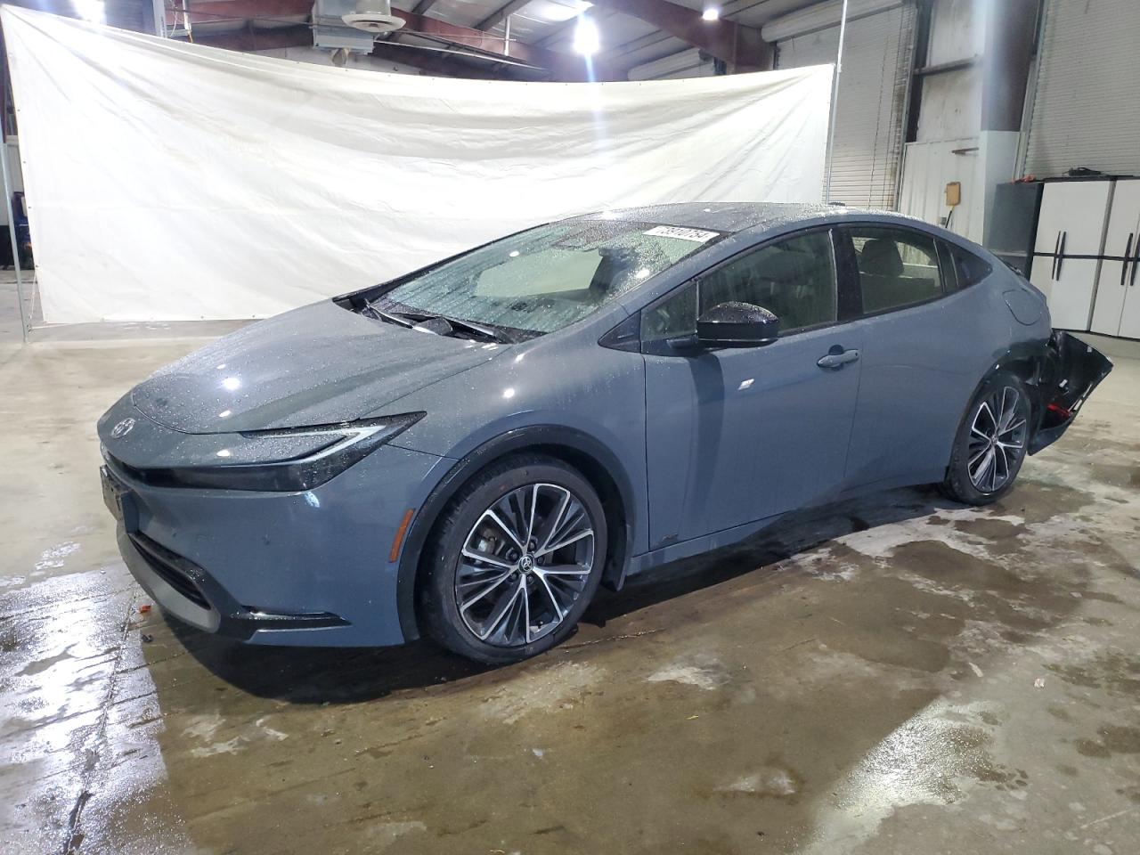 TOYOTA PRIUS LE 2024
