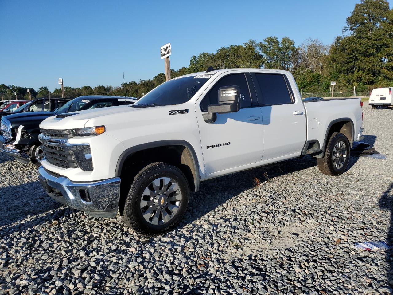 CHEVROLET SILVERADO 2024