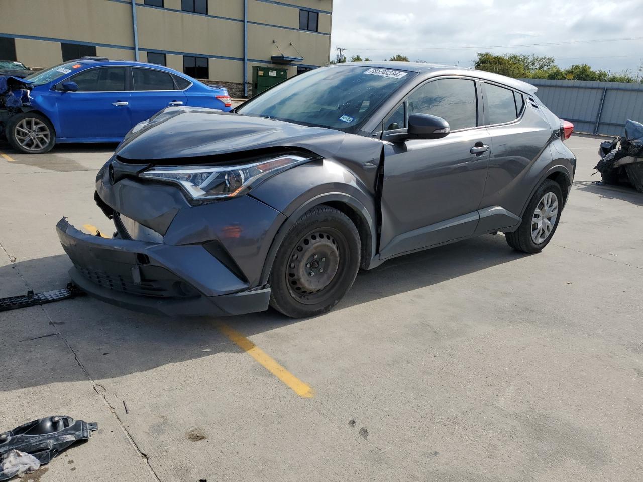 TOYOTA C-HR XLE 2019