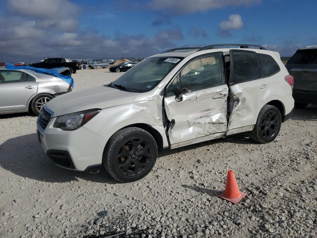 SUBARU FORESTER 2 2018