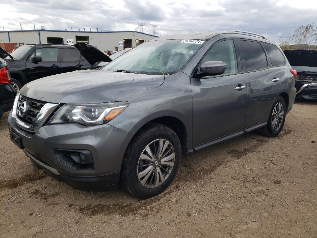 NISSAN PATHFINDER 2018