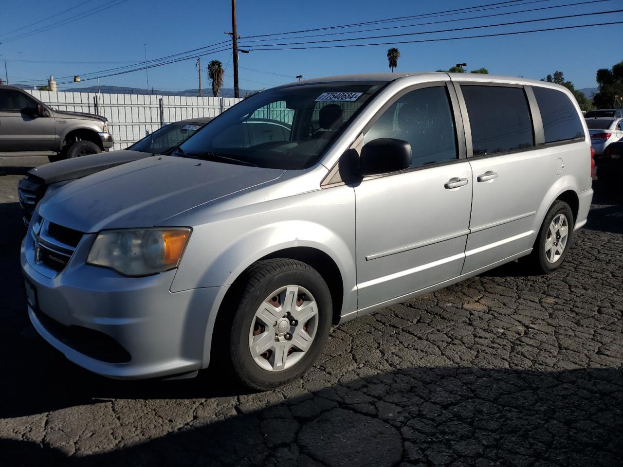 DODGE CARAVAN 2012