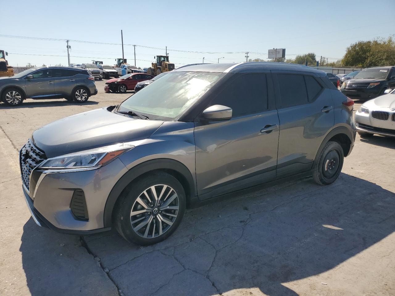NISSAN KICKS SV 2021