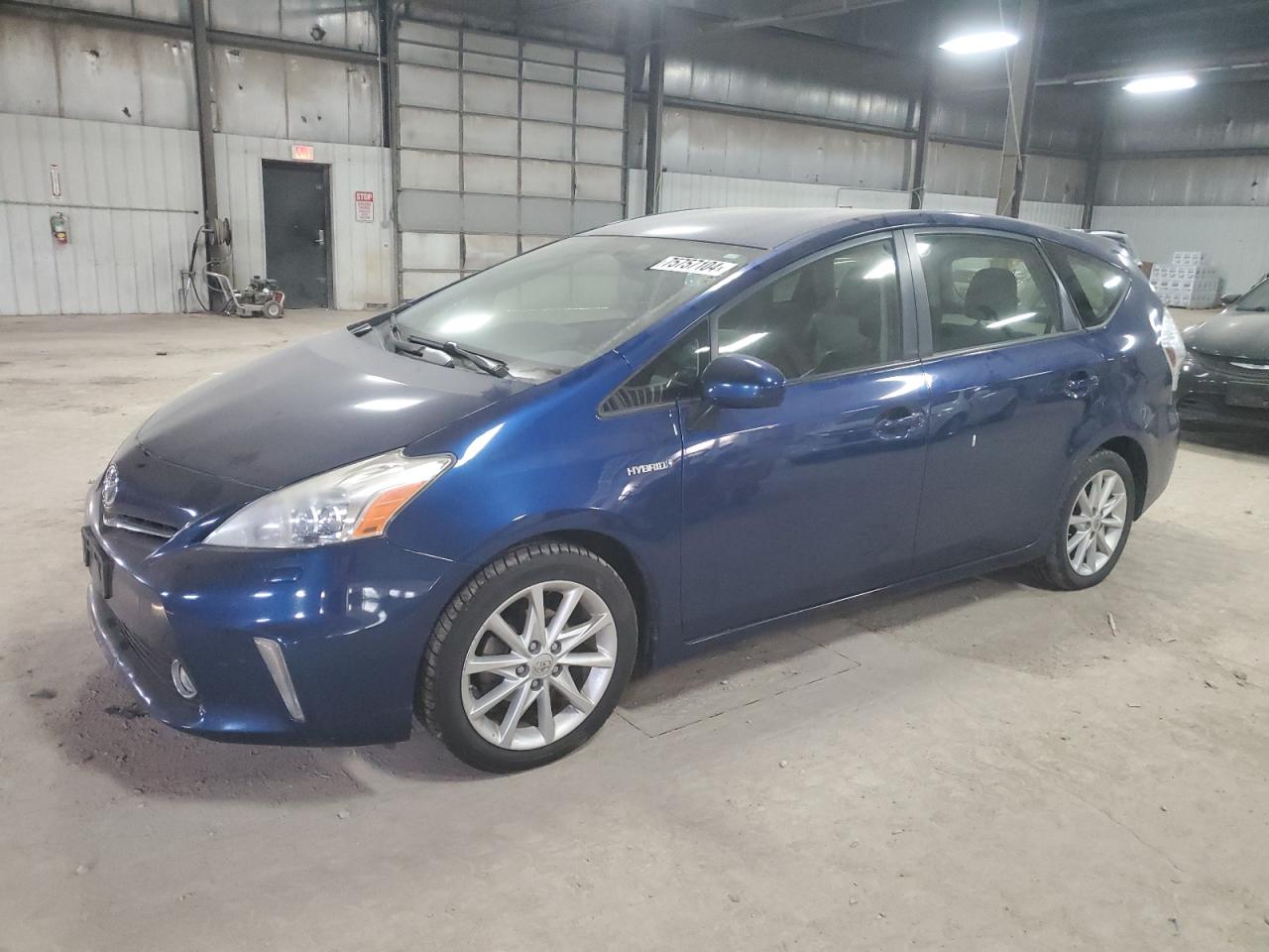 TOYOTA PRIUS V 2012