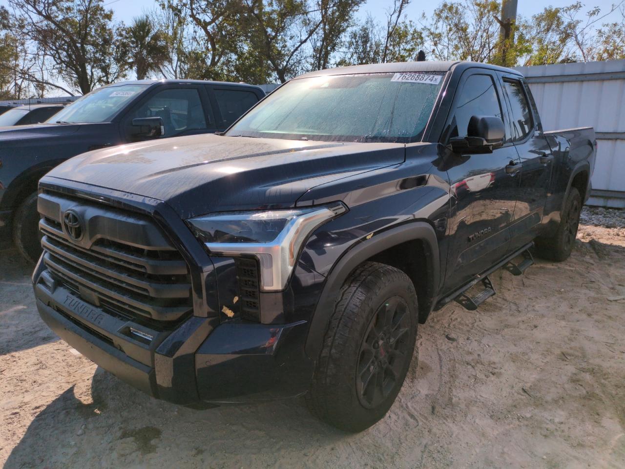 TOYOTA TUNDRA DOU 2023