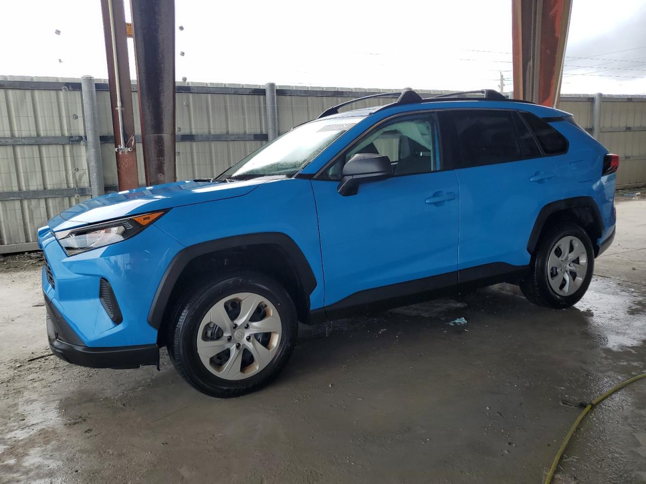 TOYOTA RAV4 LE 2020