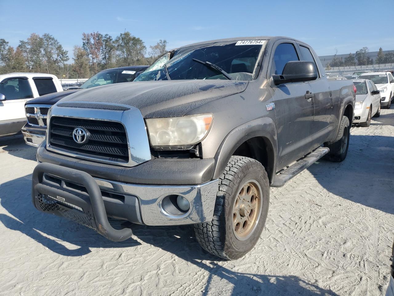 TOYOTA TUNDRA DOU 2008