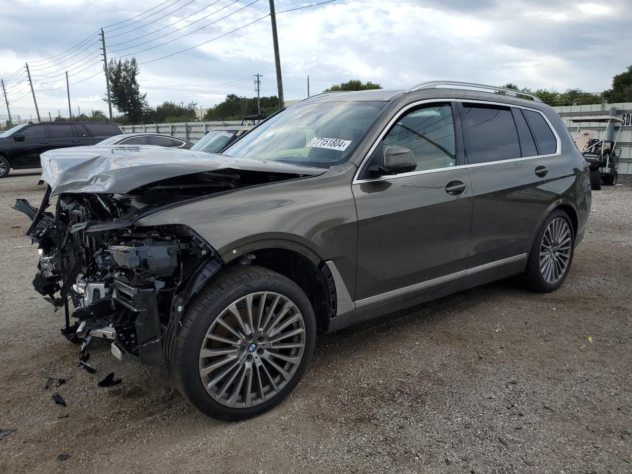 BMW X7 XDRIVE4 2025