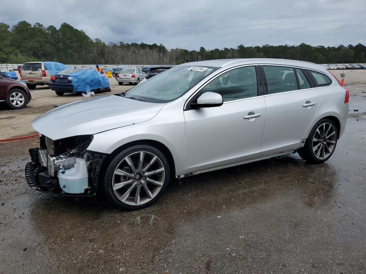 VOLVO V60 PREMIE 2015