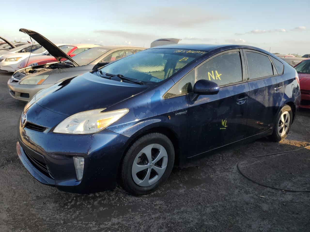 TOYOTA PRIUS 2012
