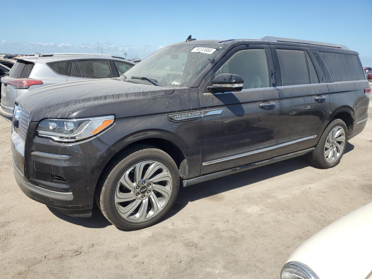 LINCOLN NAVIGATOR 2024