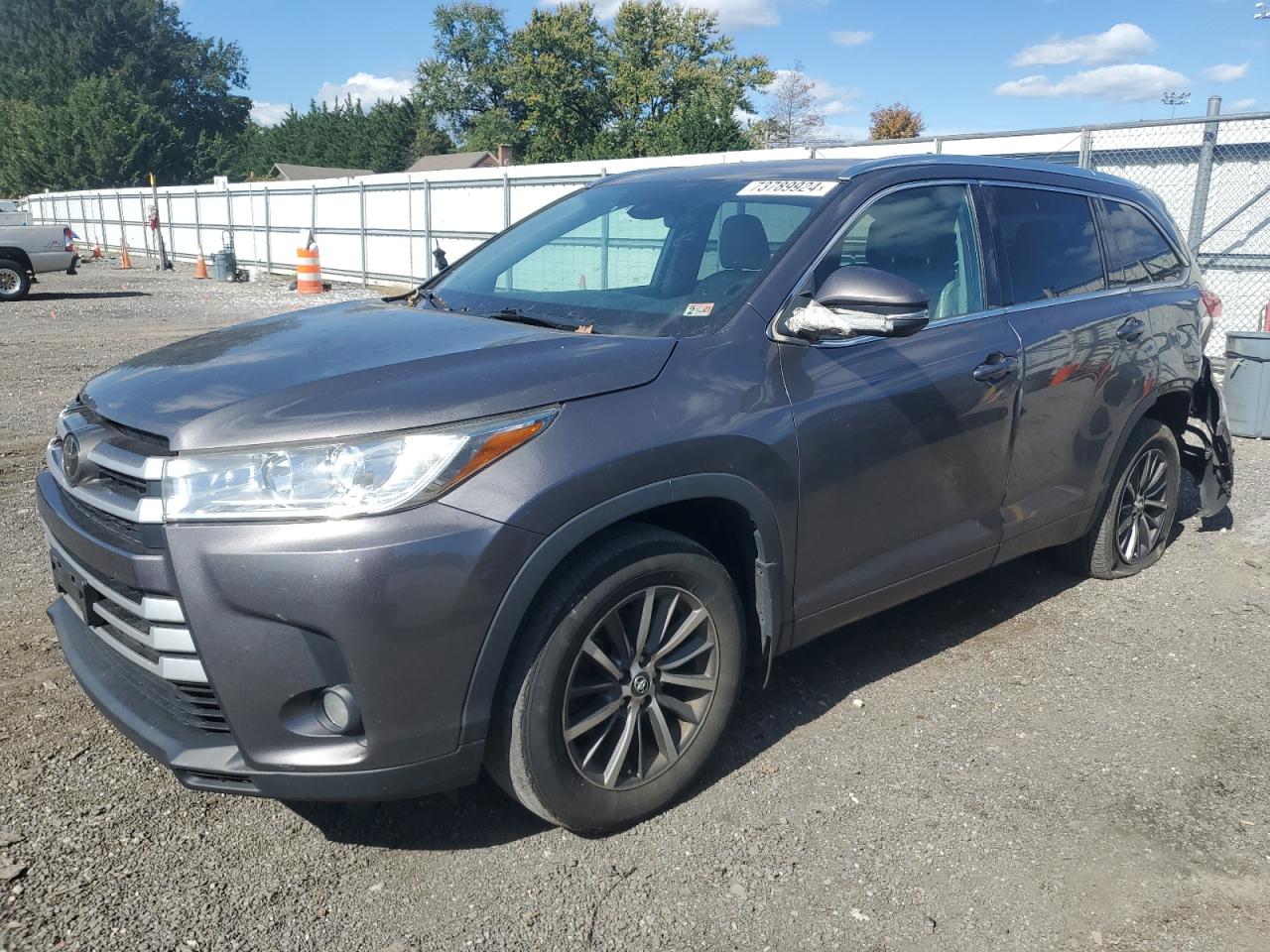 TOYOTA HIGHLANDER 2018