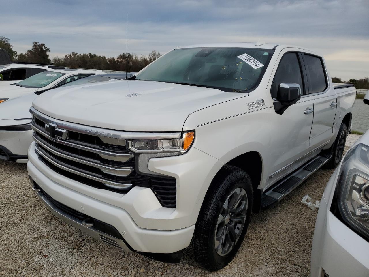 CHEVROLET SILVERADO 2024