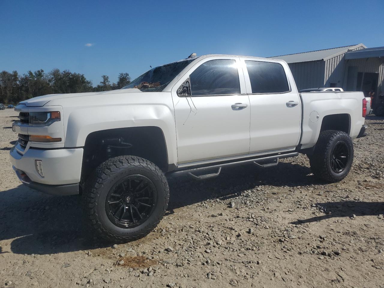 CHEVROLET SILVERADO 2017