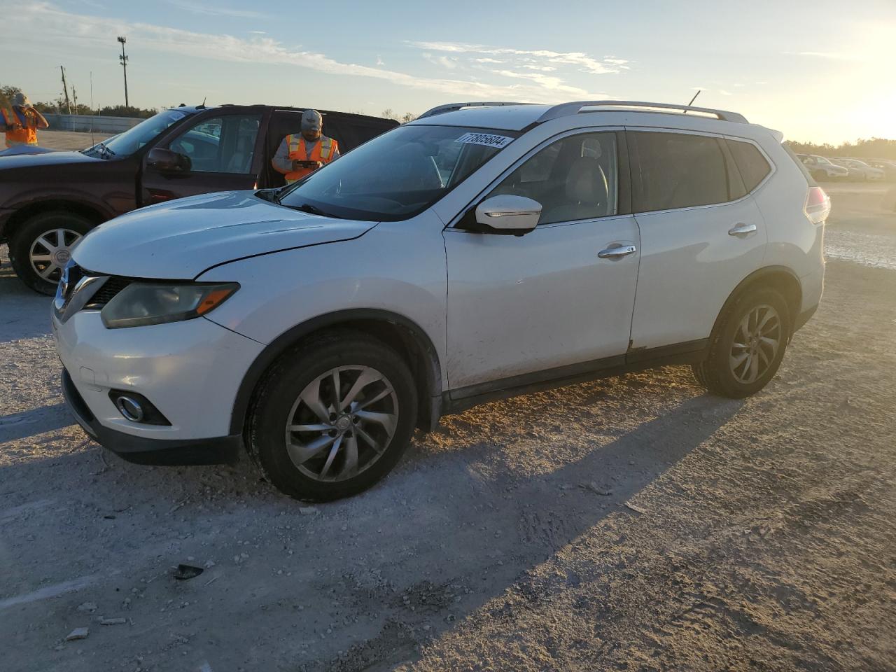 NISSAN ROGUE S 2014