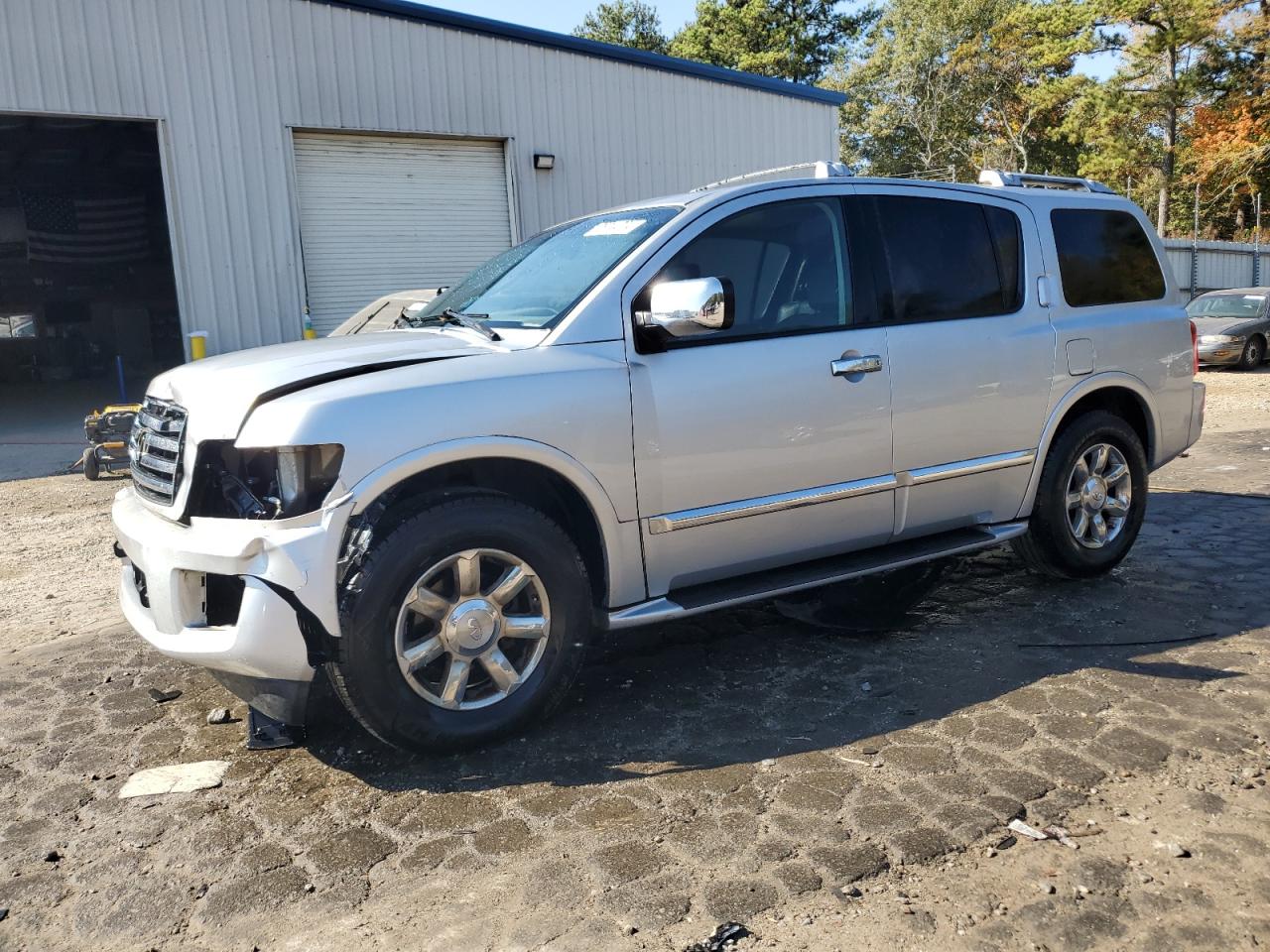 INFINITI QX56 2004